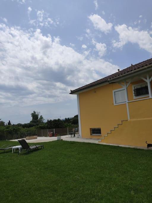 Casa Dei Fiori Villa Sarakinadhon Bagian luar foto